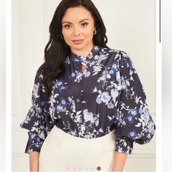 Marciano Floral 🌺 Pattern Silk Blouse with Balloon Sleeves- Size L - Picture 8 of 8